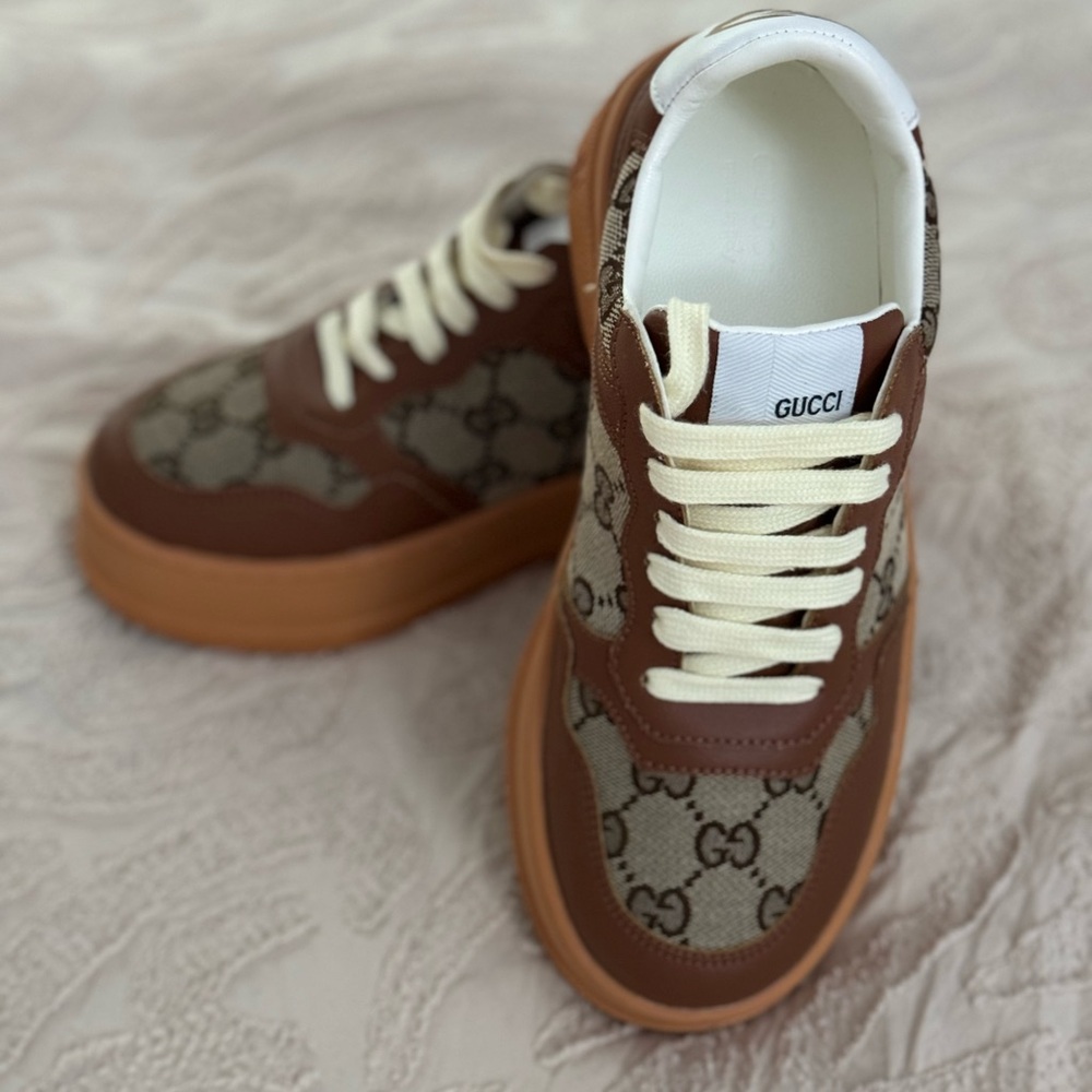 Like new! Size 5